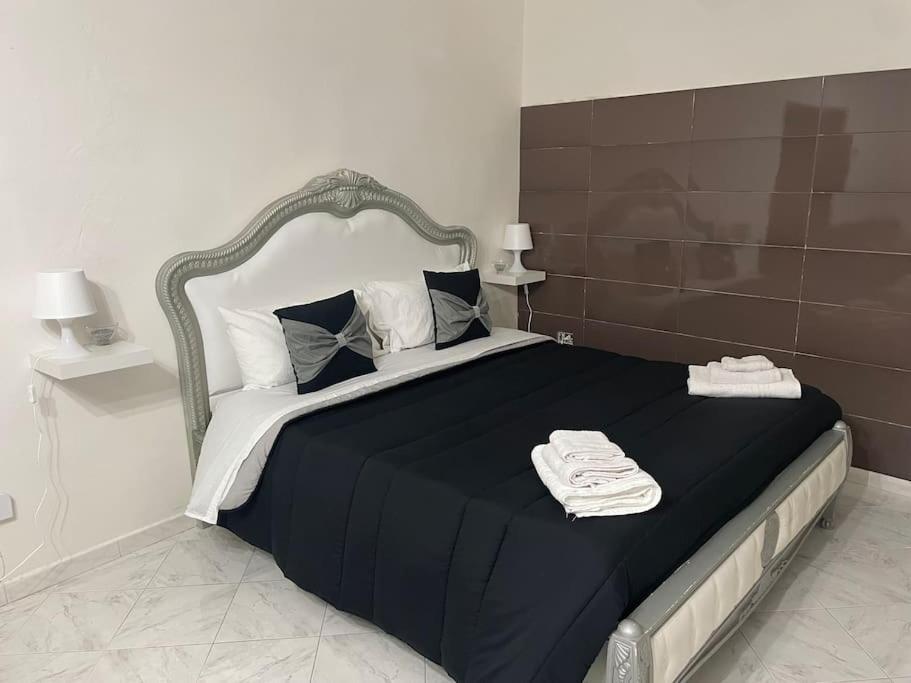 Emyesabi Apartment เนเปิลส์ ภายนอก รูปภาพ