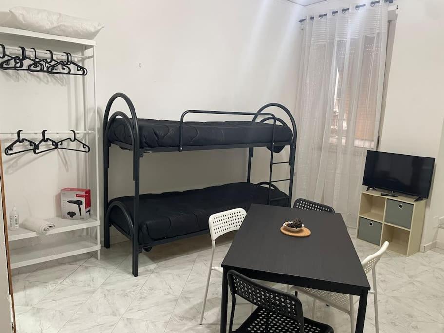 Emyesabi Apartment เนเปิลส์ ภายนอก รูปภาพ